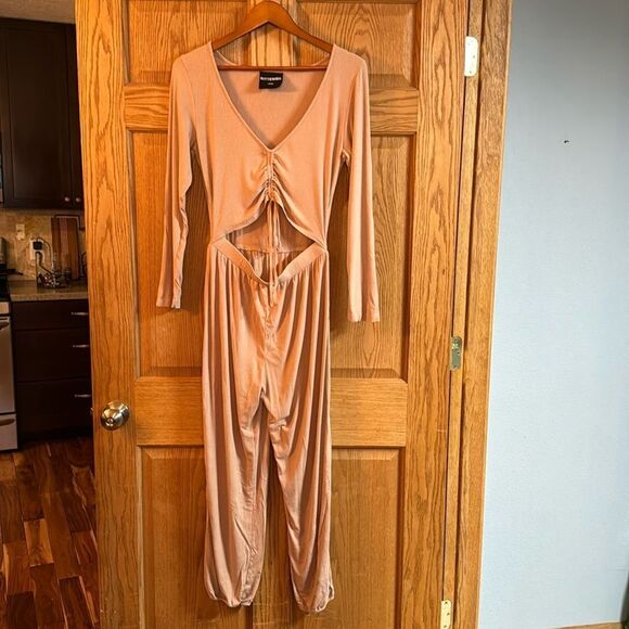 KITTENISH Ribbed Knit Essential Cut Out Jumpsuit - Picture 2 of 10